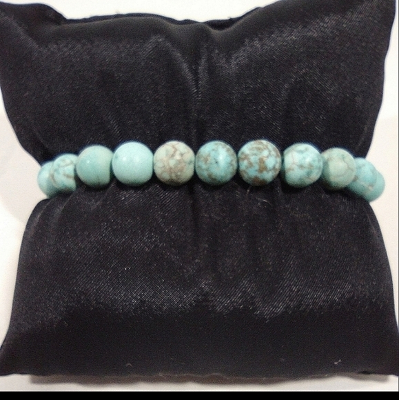 Semi Precious Turquoise & Gold Tone Heart, Key & Lock Stretch Bracelet NWT - Picture 2 of 2